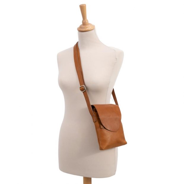 Small cross body bag stocked in tan and brown colourways. Dimensions 15x19x2.5. £75